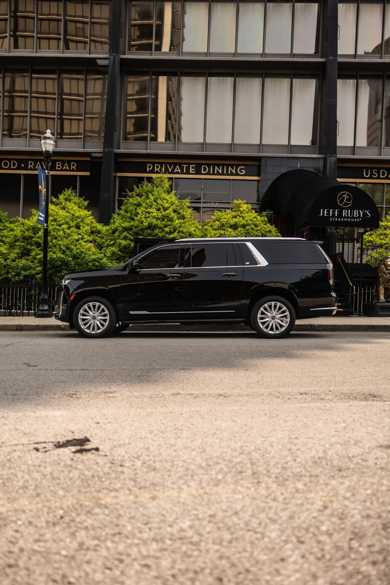 Cadillac Escalade ESV