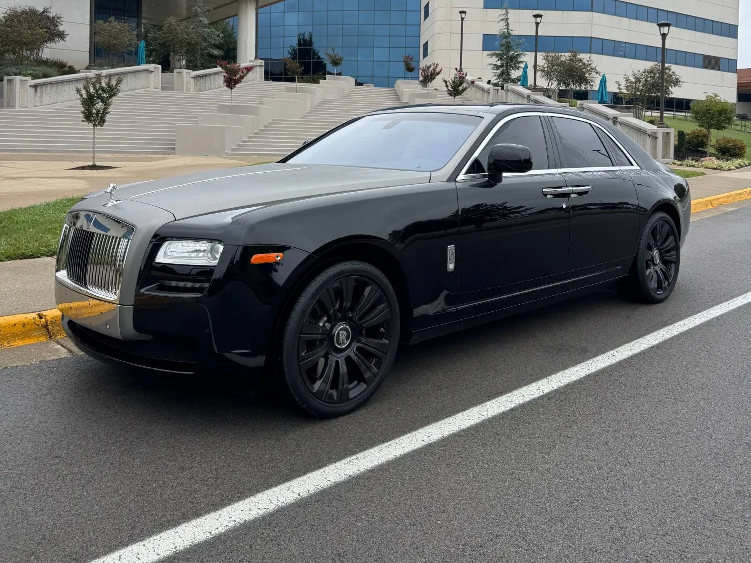 Rolls-Royce Ghost Black Two-Tone